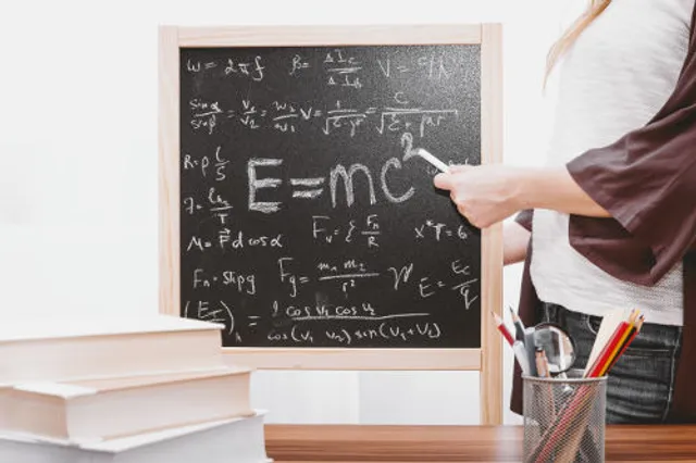 The 4 Best AP Physics 1 Review Books [2026-2027]